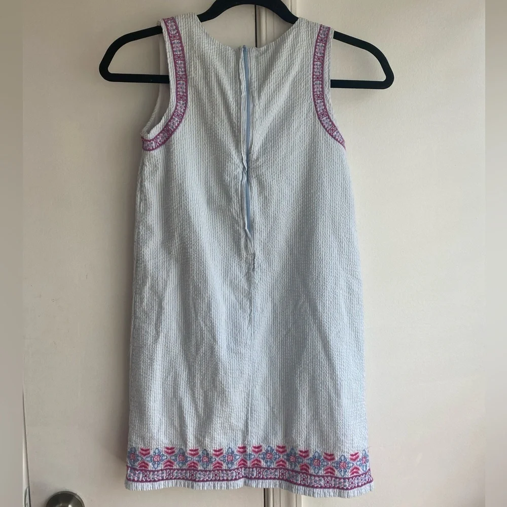 Vineyard Vines girls size 10 seersucker blue & white striped shift dress